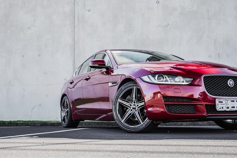 2016 Jaguar XE 20t, photo 2