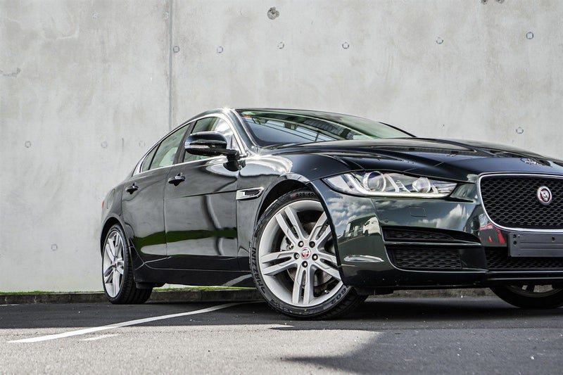 2016 Jaguar XE 20d, photo 2