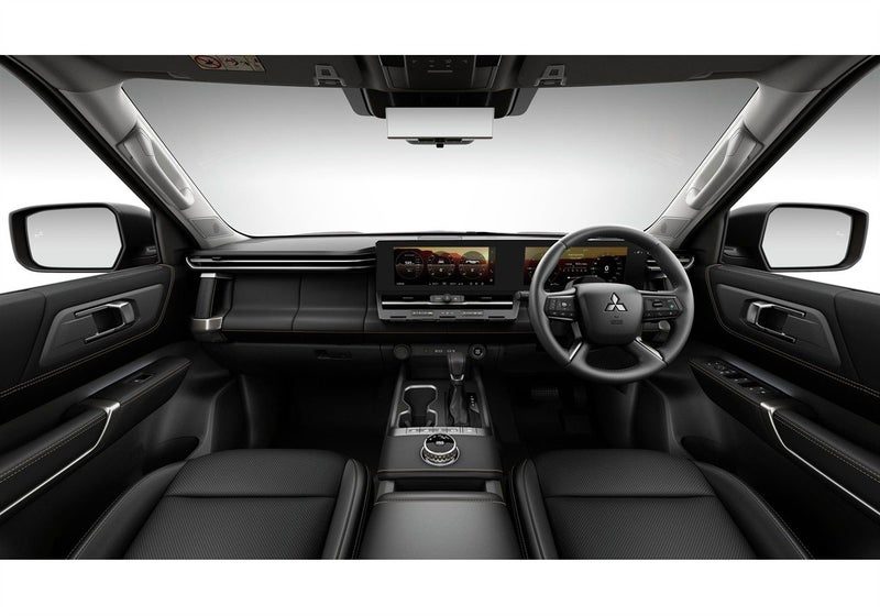 2026 Mitsubishi Pajero VRX, photo 3
