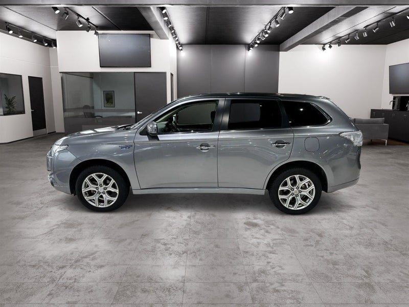 2014 Mitsubishi Outlander PLUGIN HYBRID, photo 3