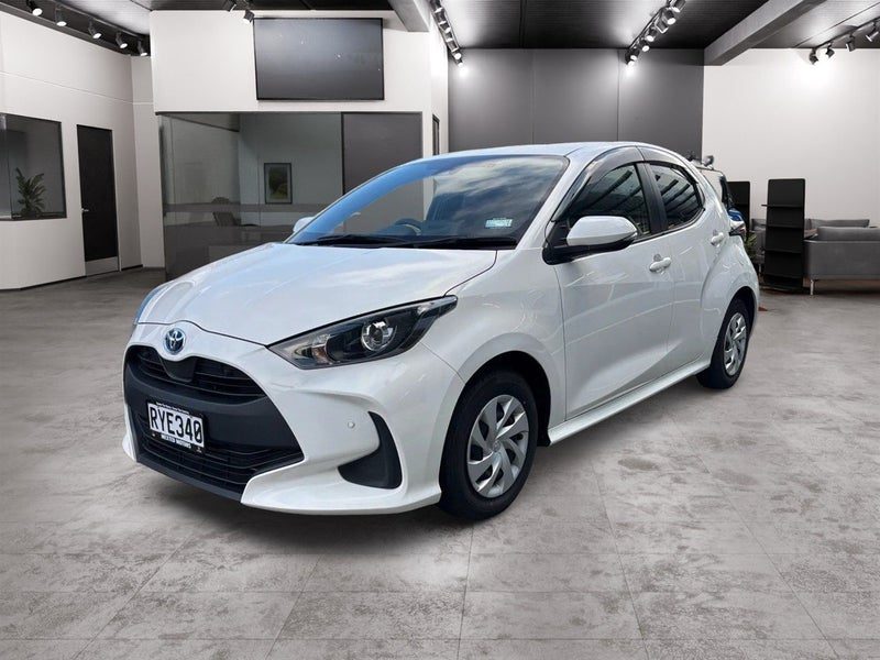2023 Toyota Yaris HYBRID
