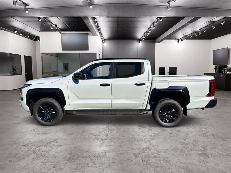 2026 Mitsubishi Triton DC VRX 6AT 2.4DT/6AT, photo 3