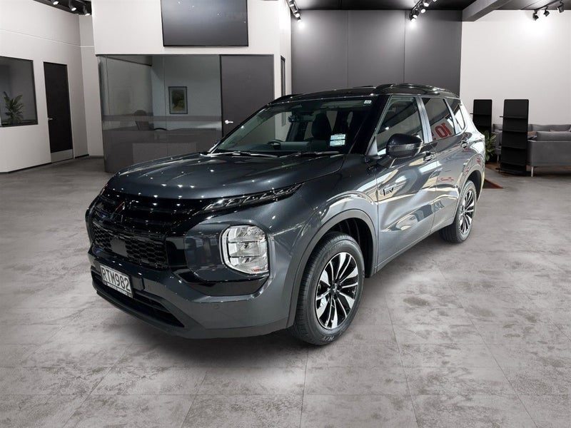 2026 Mitsubishi Outlander LS PHEV/4WD/AT