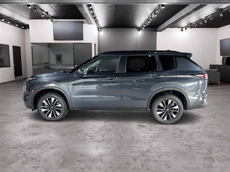 2026 Mitsubishi Outlander LS PHEV/4WD/AT, photo 3