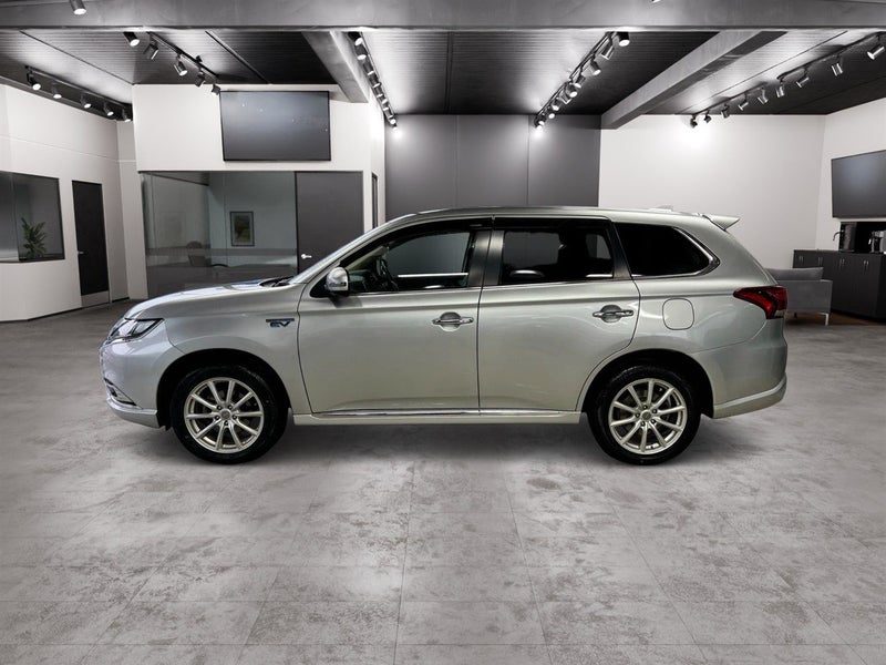 2018 Mitsubishi Outlander PHEV, photo 3