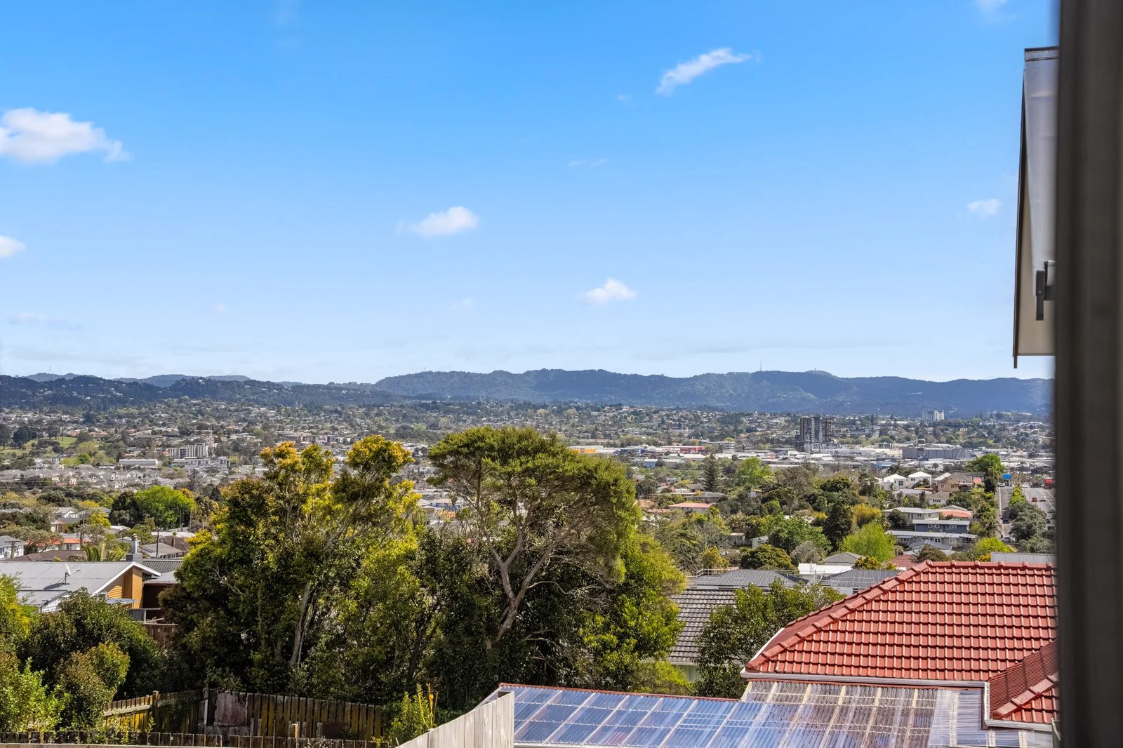 127 Tiverton Road, New Windsor, photo 14