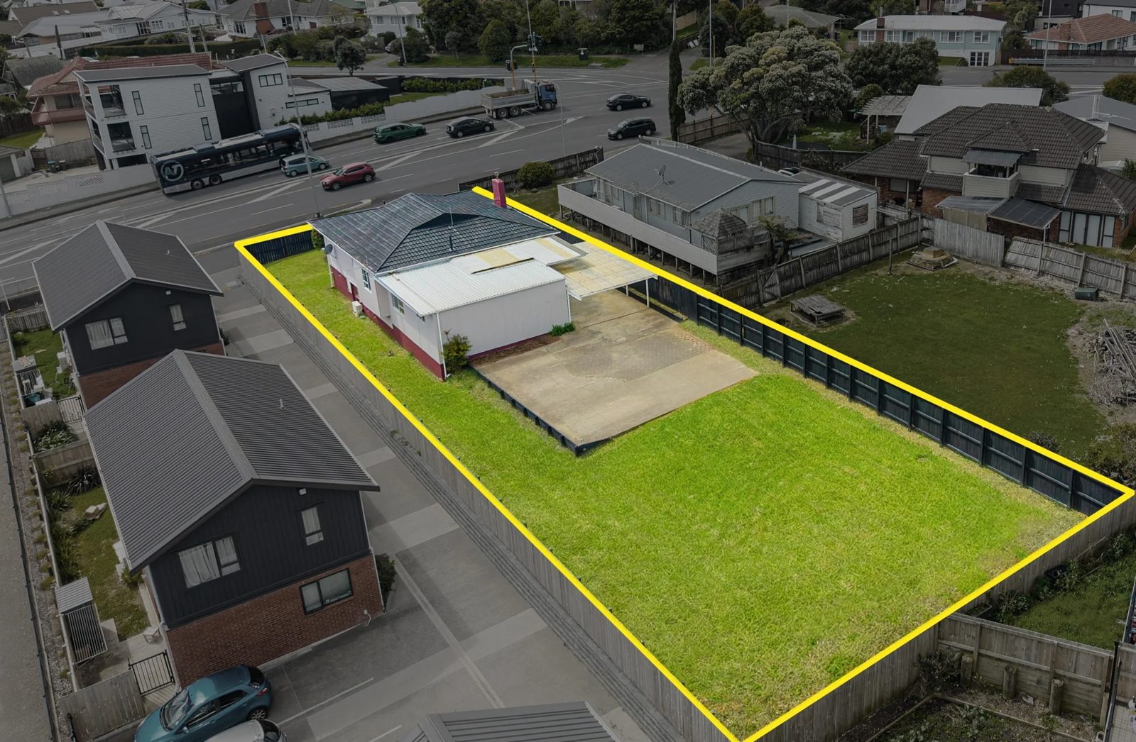 127 Tiverton Road, New Windsor, photo 17