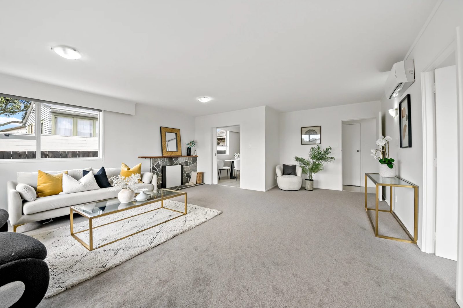 127 Tiverton Road, New Windsor, photo 6