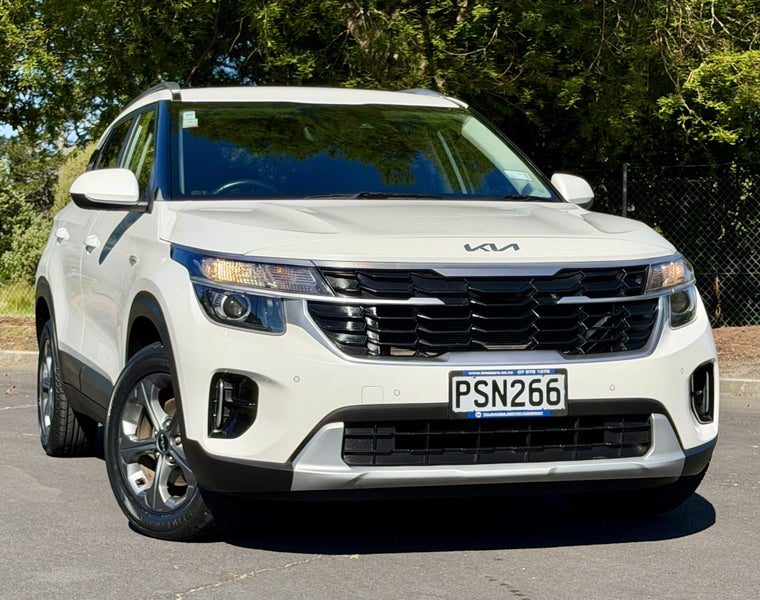 2023 Kia Seltos Lx, photo 2