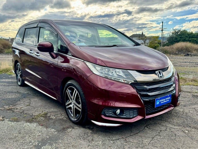 2015 Honda Odyssey Absolute 20th Anniversary, photo 2