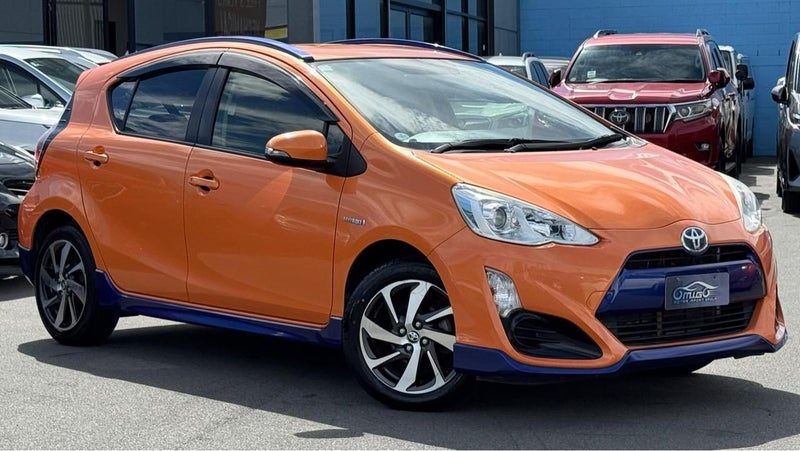 2015 Toyota Aqua 1.5X Urban Cheap Cheap Cheap, photo 2