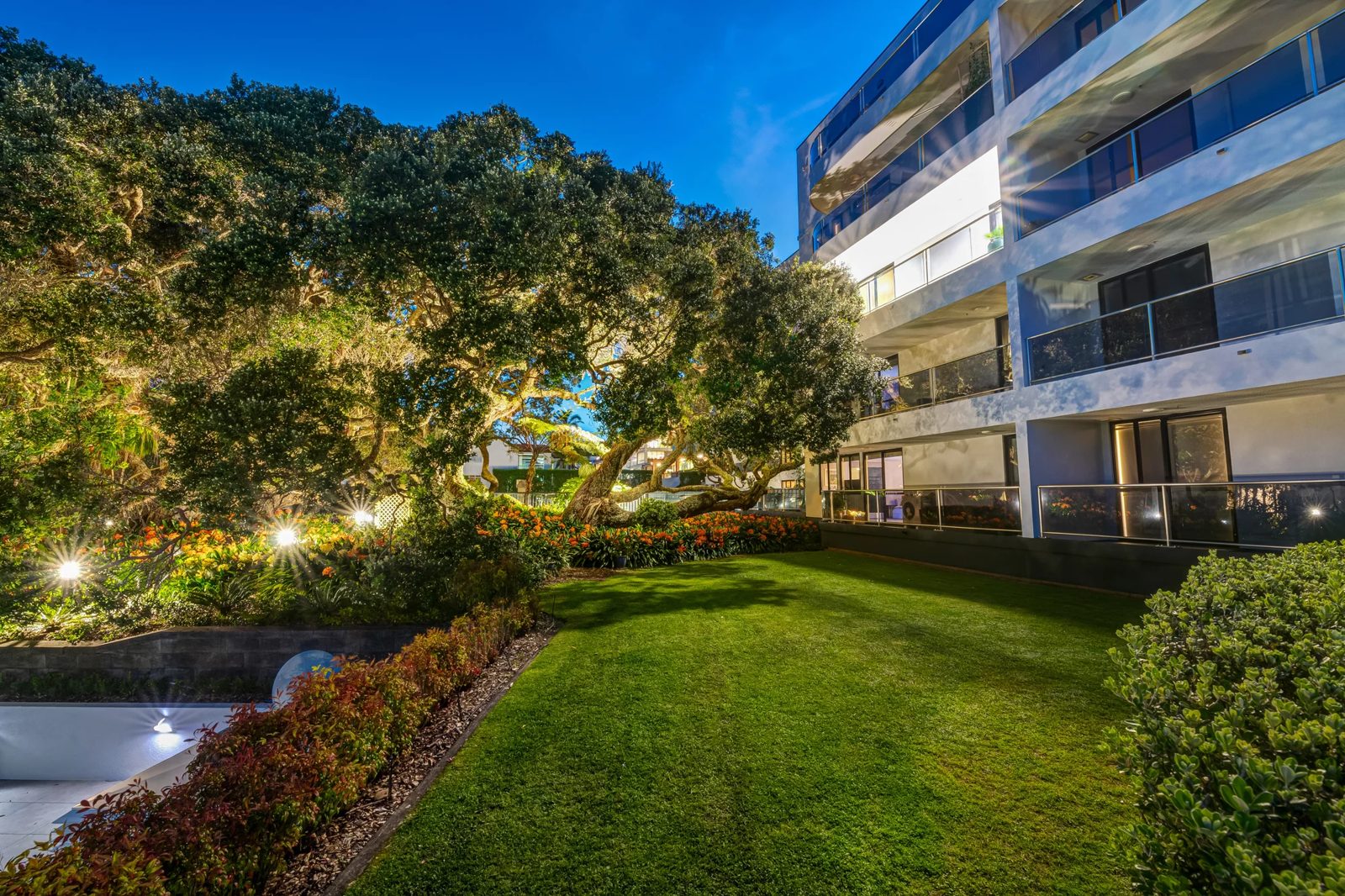 2C/5 The Promenade, Takapuna, photo 2