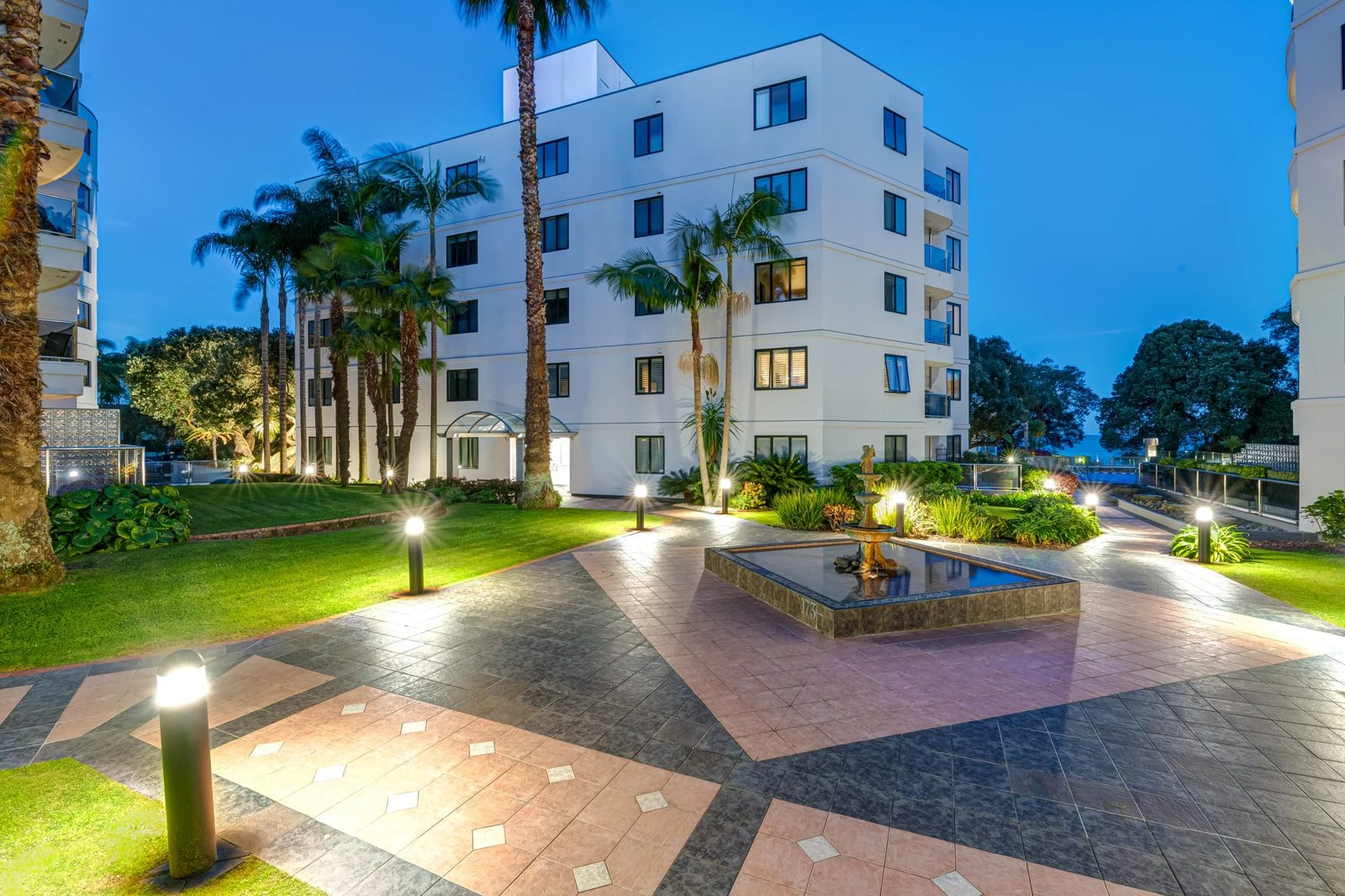 2C/5 The Promenade, Takapuna, photo 3