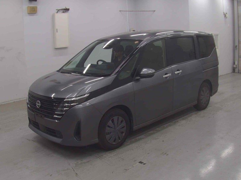 2023 Nissan Serena 20X, photo 2