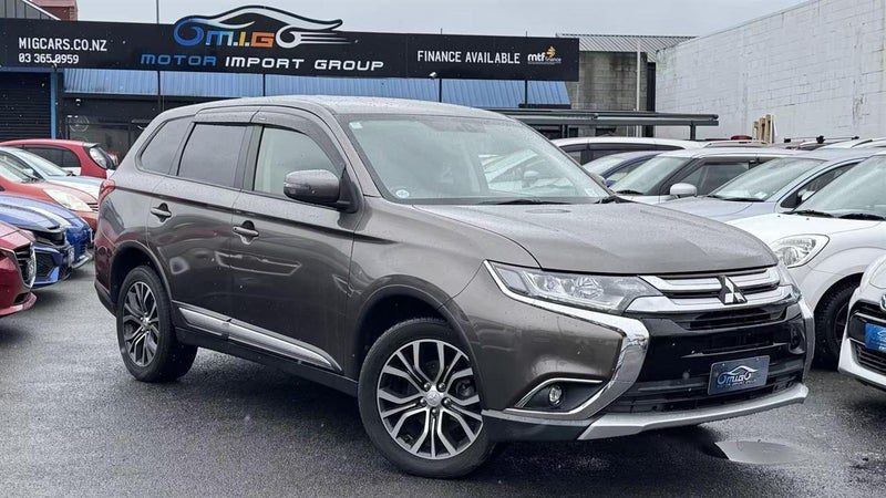 2017 Mitsubishi Outlander 20G 7 Seater