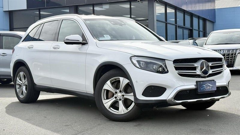2016 Mercedes-Benz GLC 250, photo 2