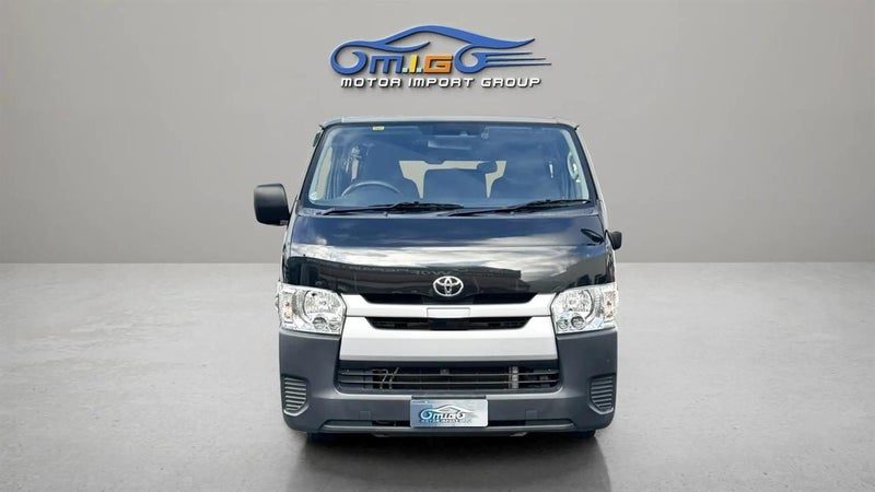 2019 Toyota Hiace, photo 2