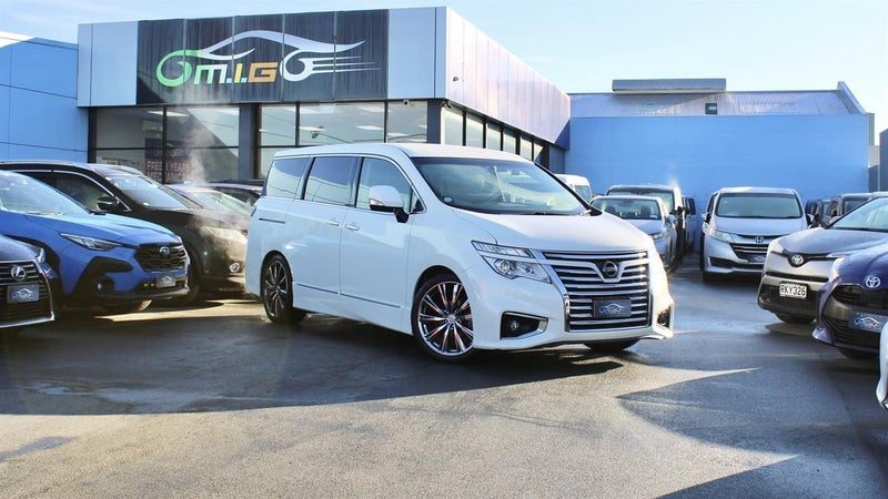 2016 Nissan Elgrand Highway Star