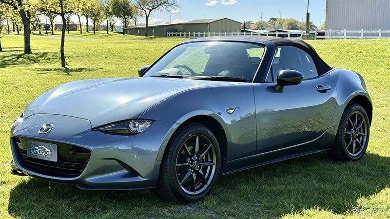2017 Mazda MX-5 Roadster, photo 3