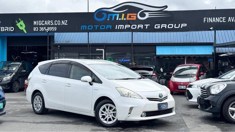 2013 Toyota Prius Alpha