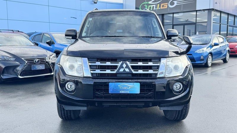 2013 Mitsubishi Pajero GR, photo 3