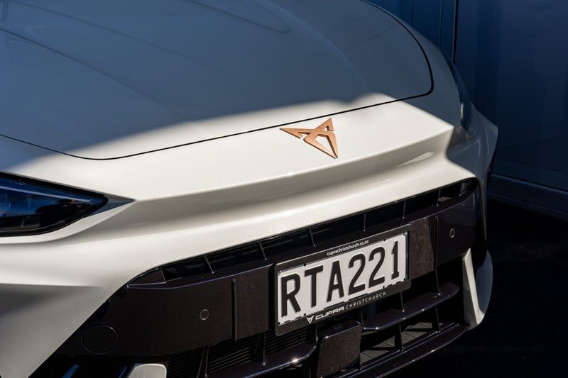 2026 Cupra Leon VZ Sportstourer, photo 2