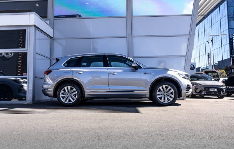 2019 Volkswagen Touareg V6 170kW Turbo Diesel AWD, photo 2