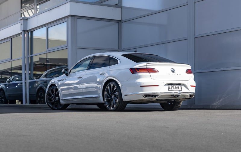 2018 Volkswagen Arteon R-Line, photo 3