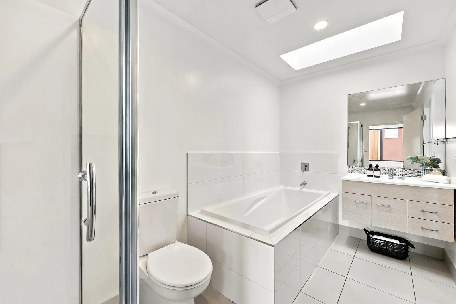 4a Harakeke Road, Hobsonville, photo 12
