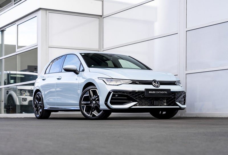 2026 Volkswagen Golf R-Line