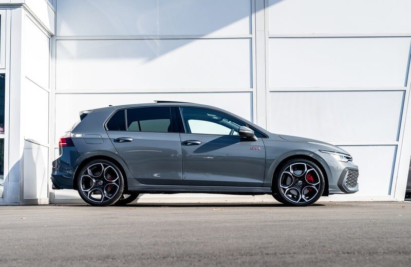 2026 Volkswagen Golf GTI, photo 3