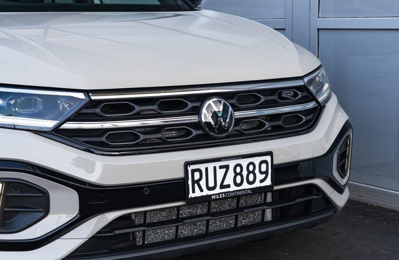 2026 Volkswagen T-Roc R-Line, photo 2