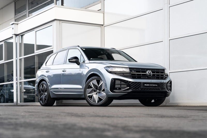 2026 Volkswagen Touareg V6s R Line
