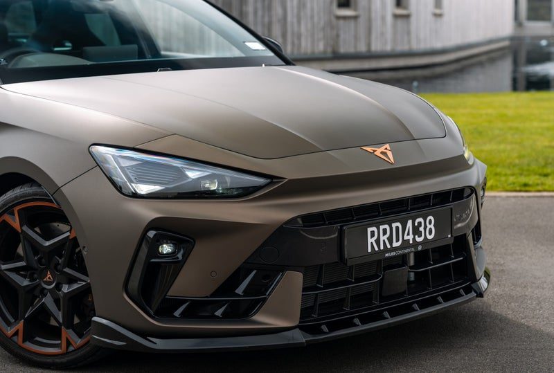 2026 Cupra Leon VZ Sportstourer, photo 2