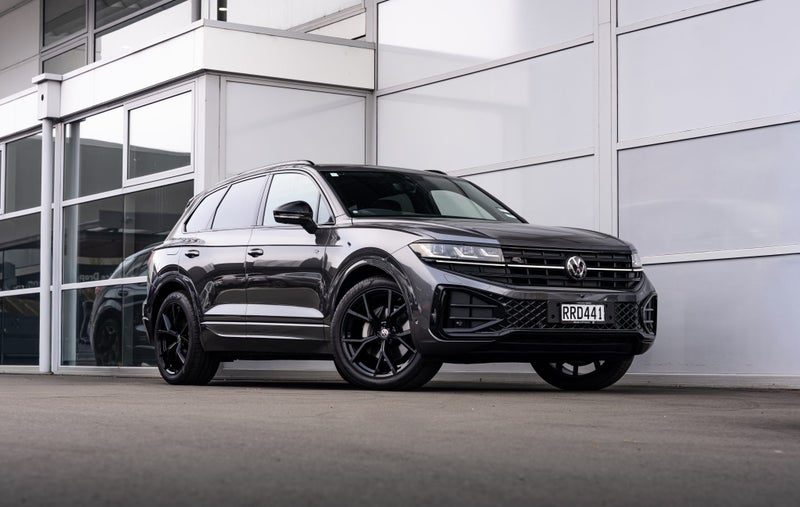 2026 Volkswagen Touareg V6s R Line