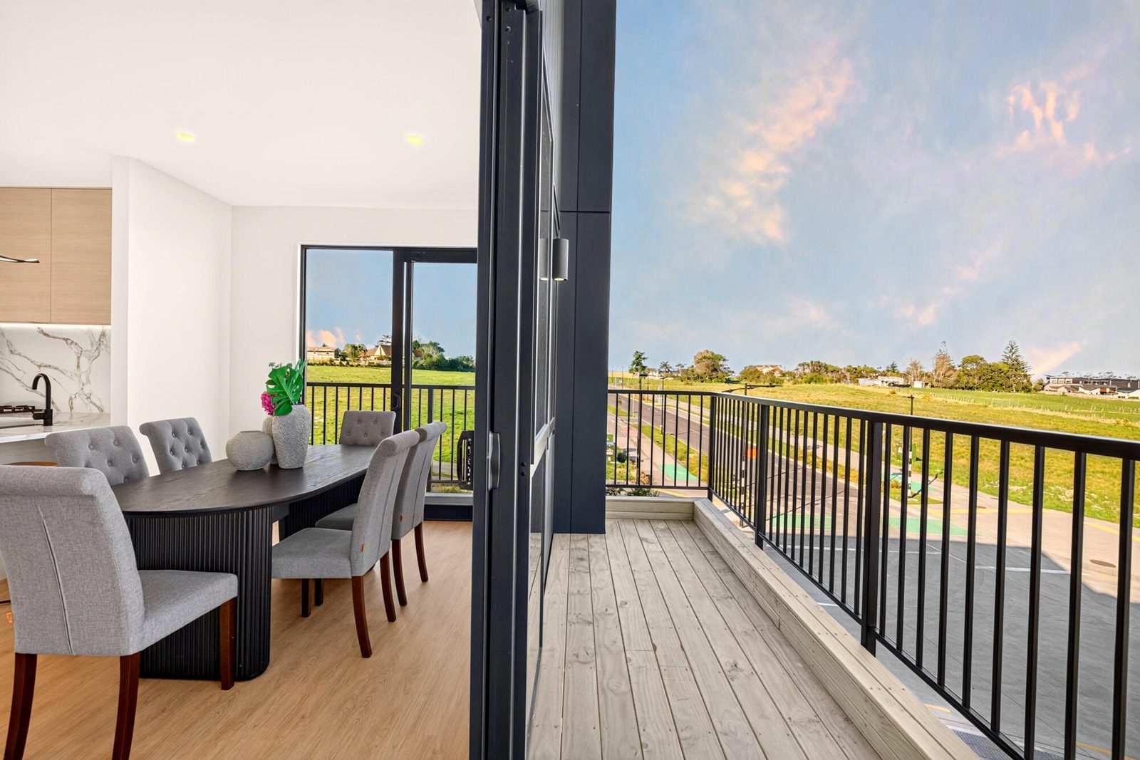 223 Henwood Road, Westgate, photo 13