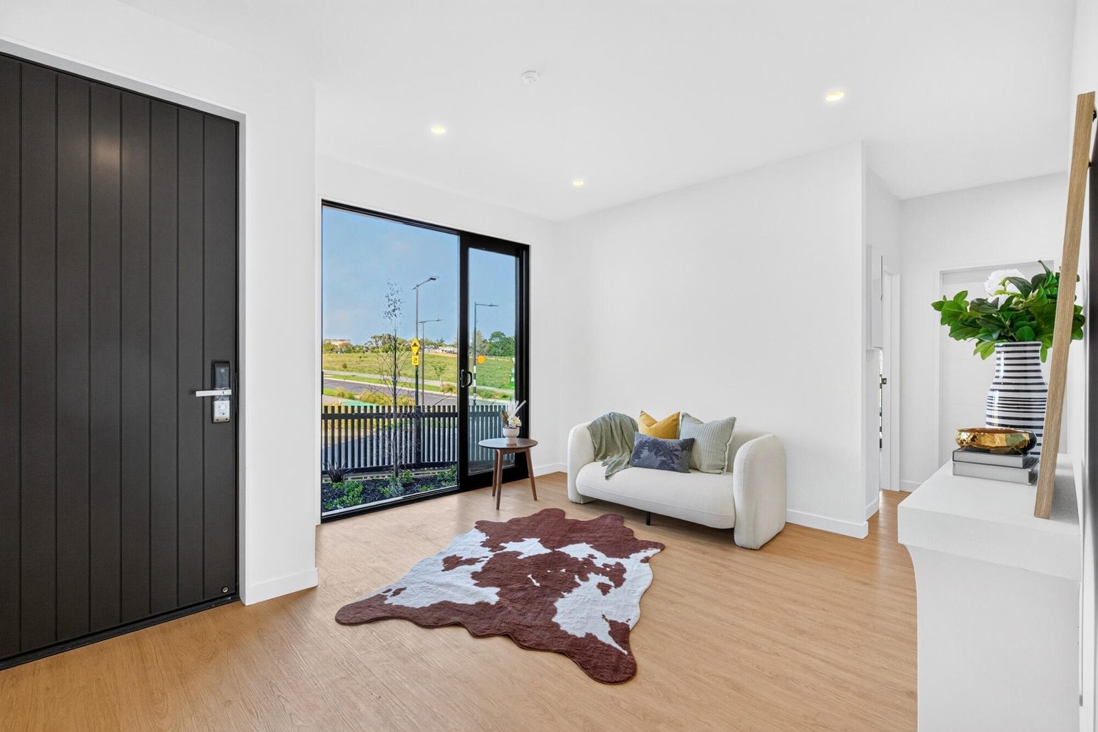 223 Henwood Road, Westgate, photo 16