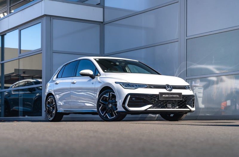 2026 Volkswagen Golf R-Line