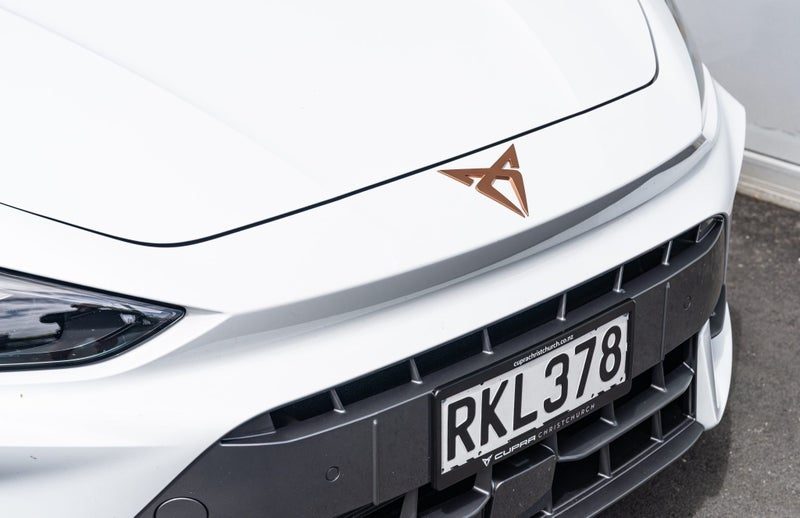 2025 Cupra Leon V Sportstourer, photo 2