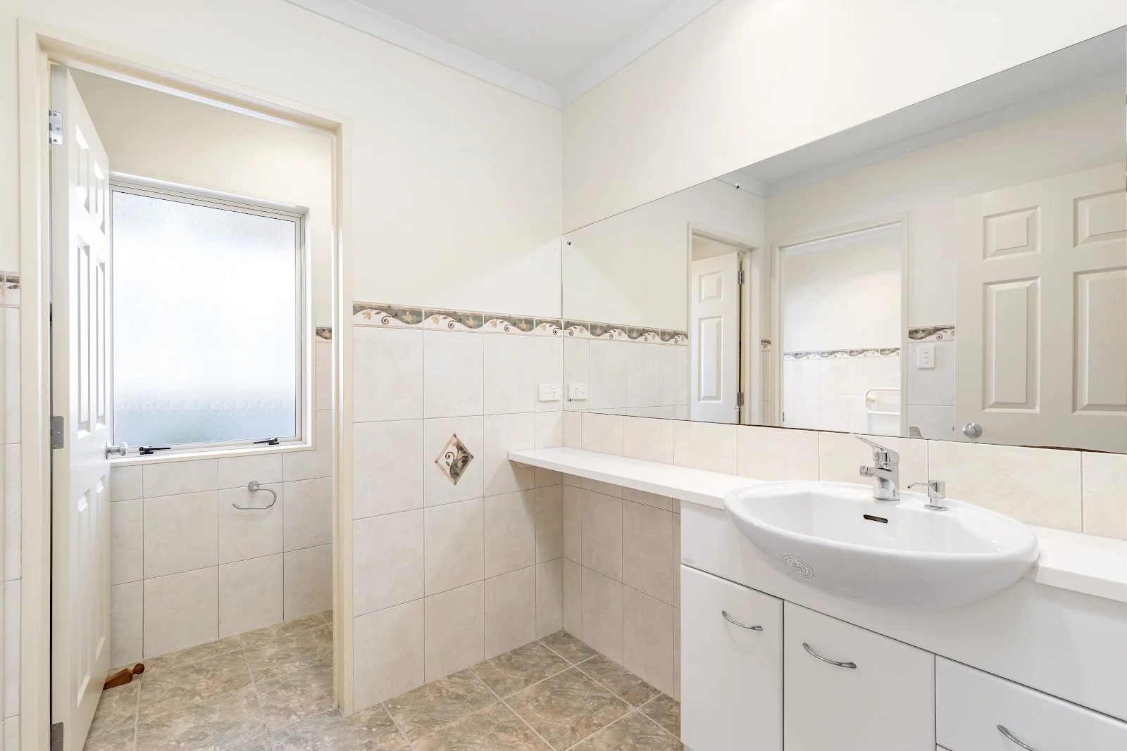 6 The Ritz, Orewa, photo 19