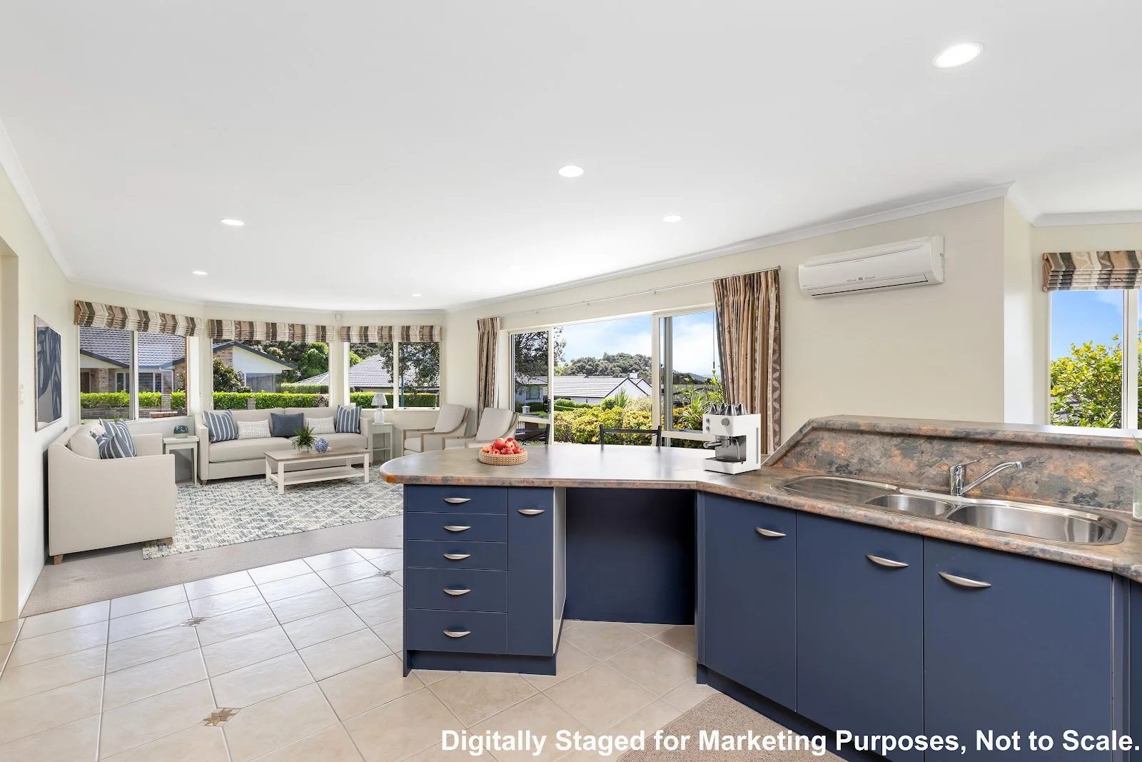 6 The Ritz, Orewa, photo 4