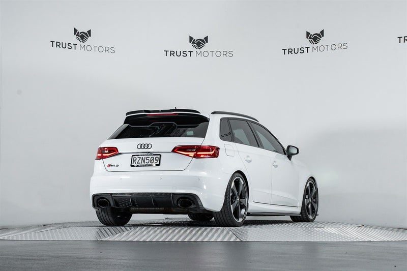 2016 Audi RS3 Sportback 2.5L Turbo Quattro, photo 3