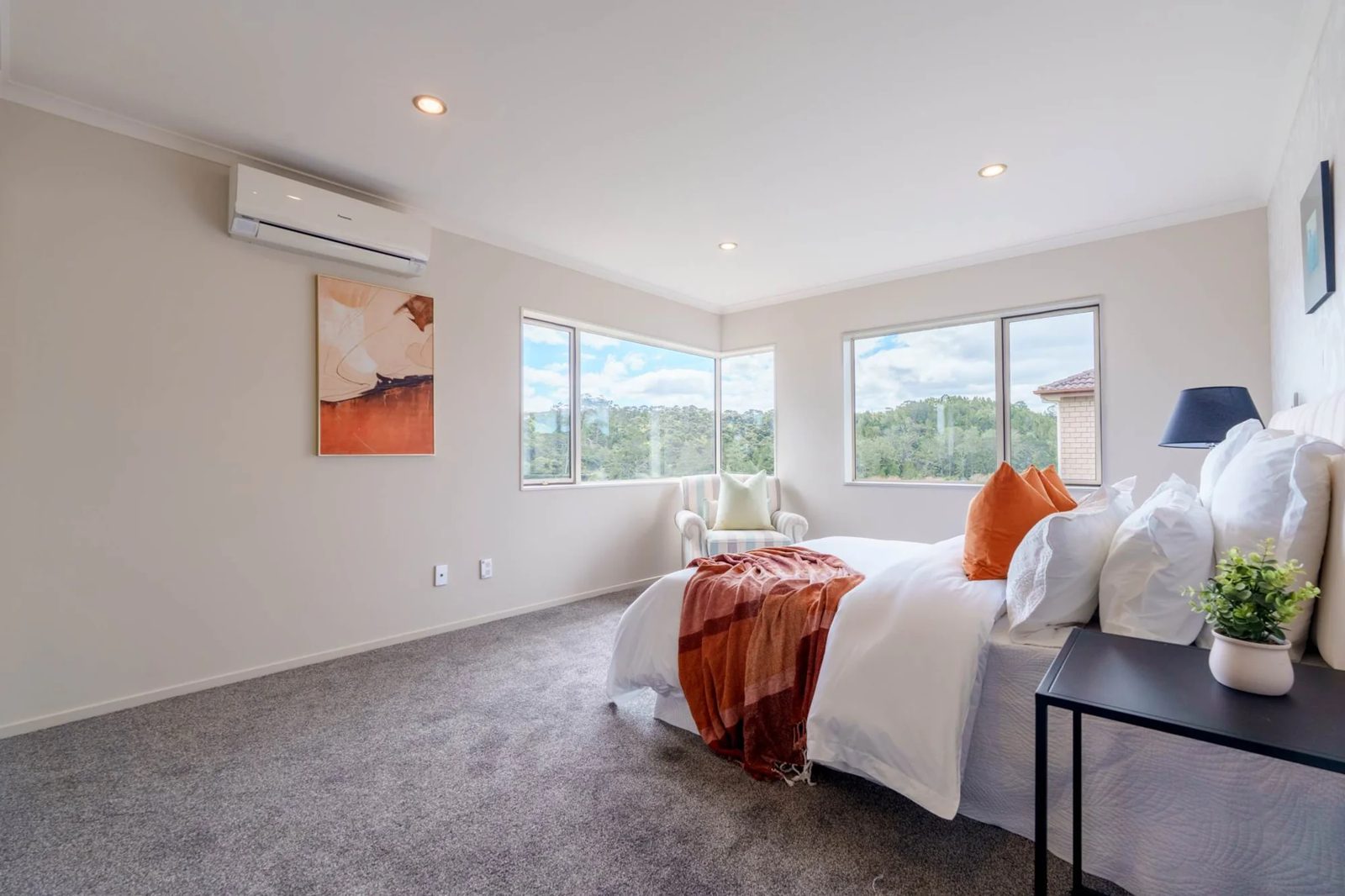 6 Huntington Park Drive, Greenhithe, photo 3