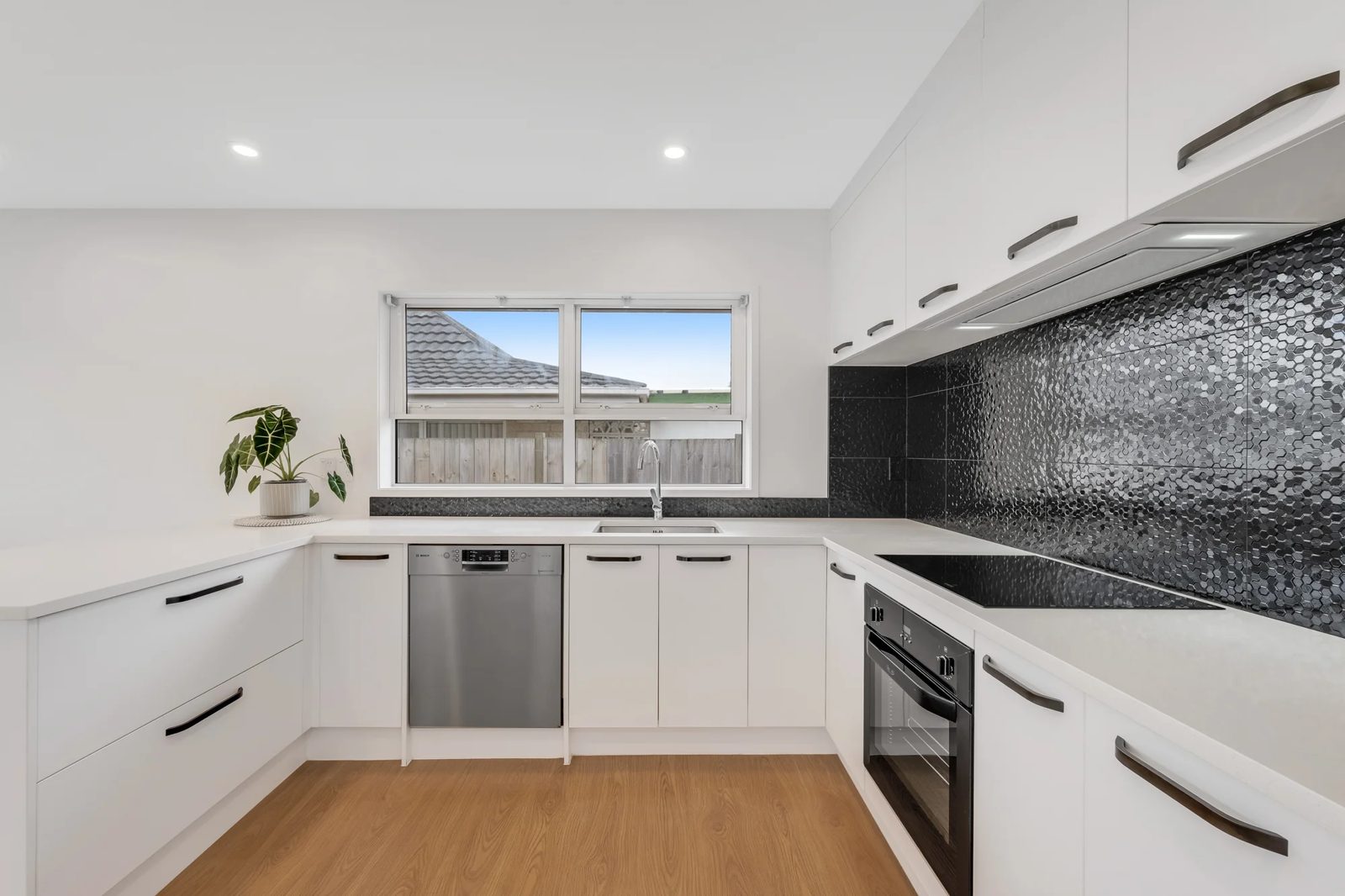 24 Walworth Avenue, Pakuranga Heights, photo 13