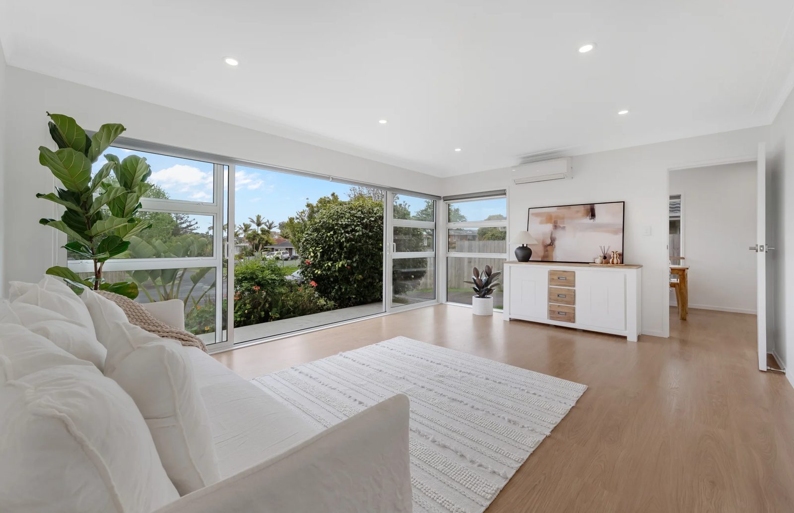 24 Walworth Avenue, Pakuranga Heights, photo 4