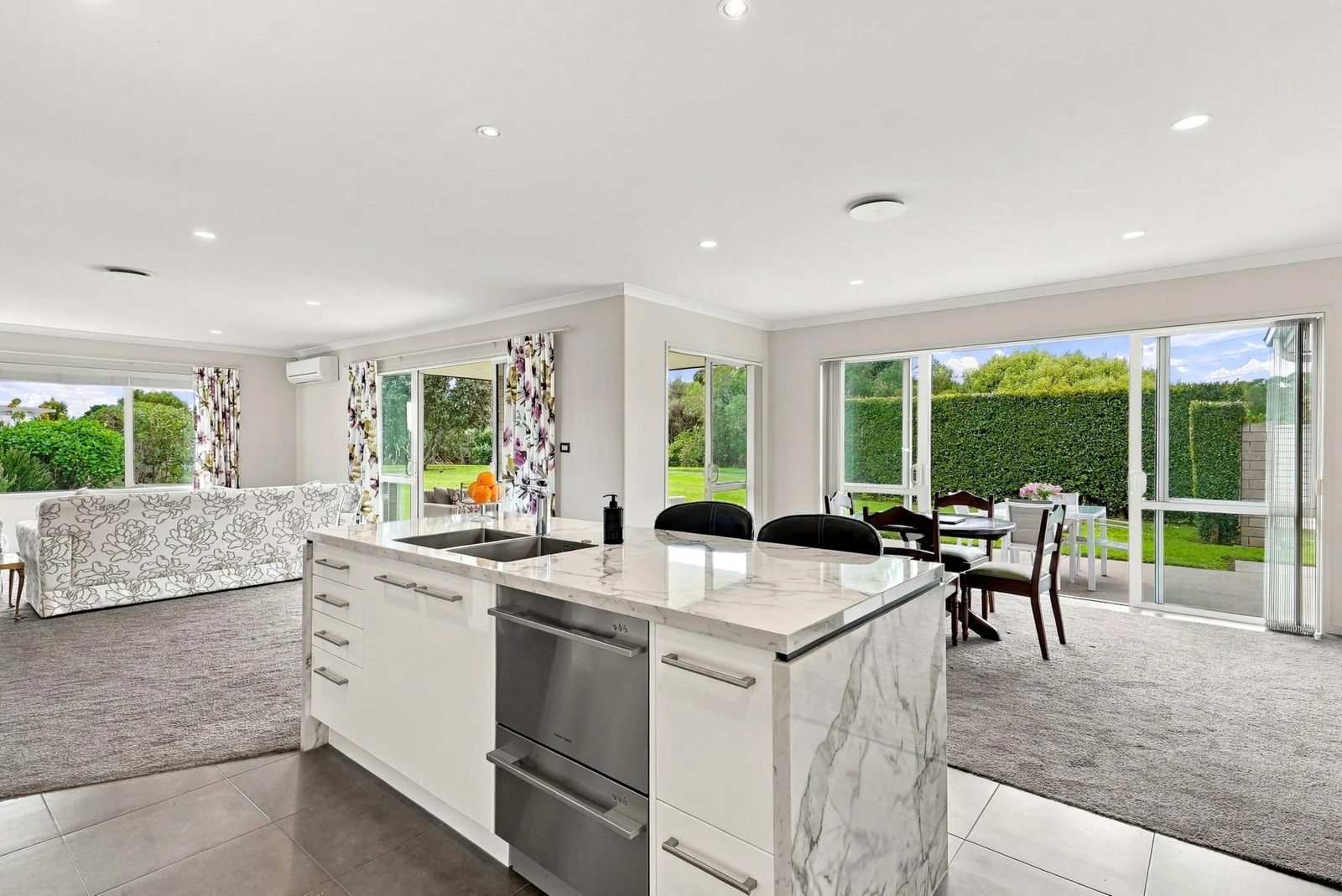 9 Portofino Point, Karaka, photo 10
