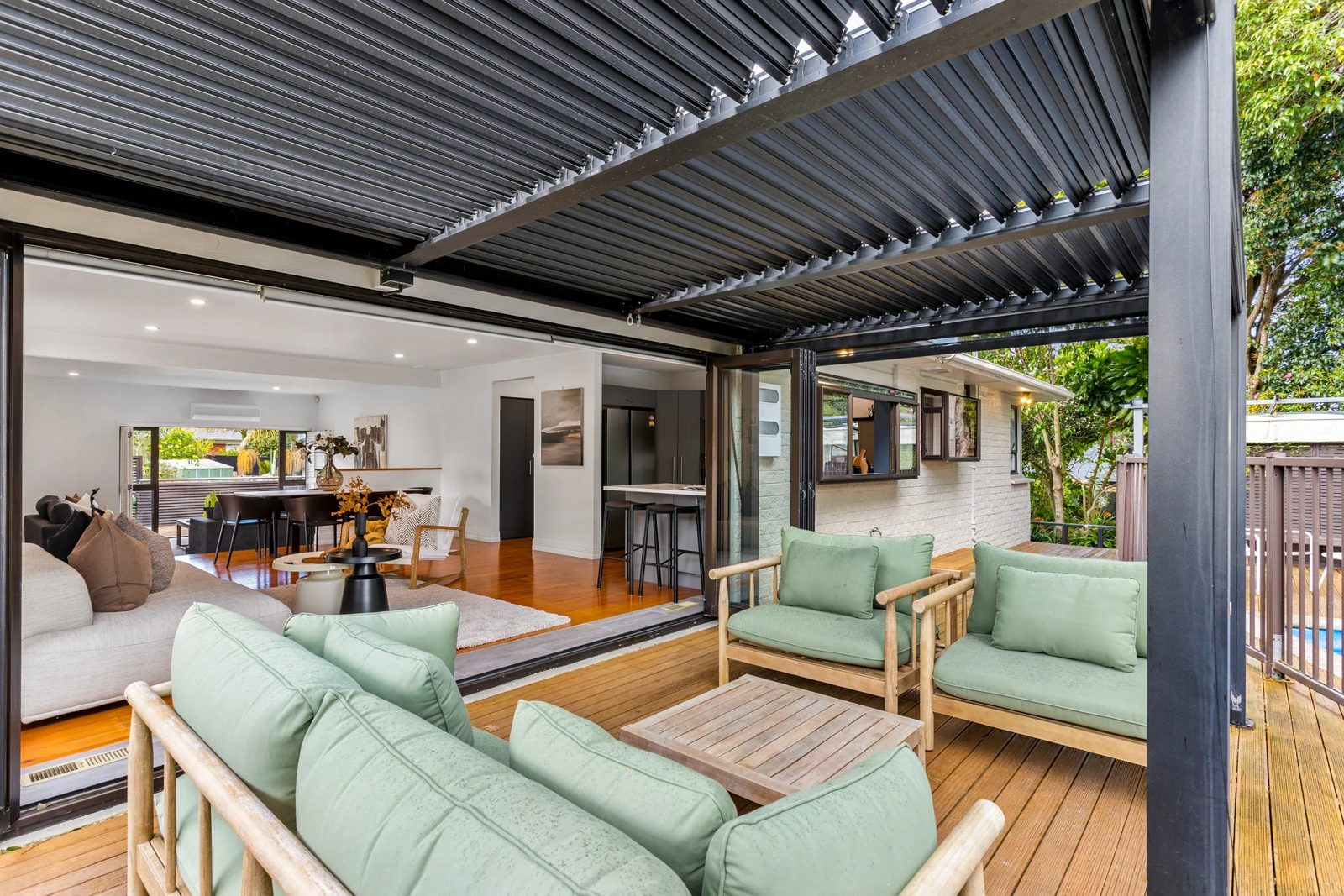 89A View Road, Henderson, photo 15