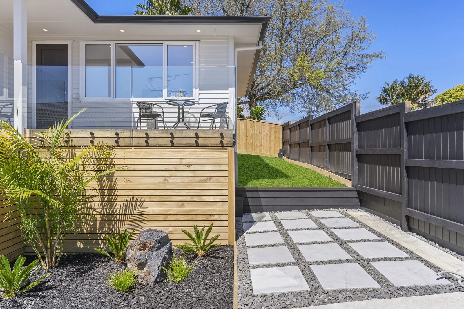 64A McDowell Crescent, Hillcrest, photo 11