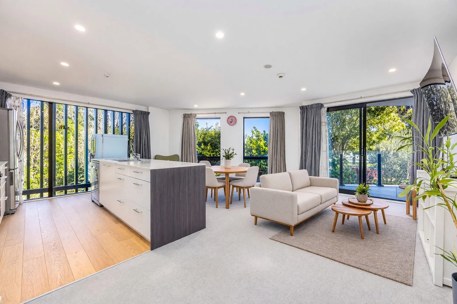 52/8 Thompson Park Road, Mount Wellington, photo 1