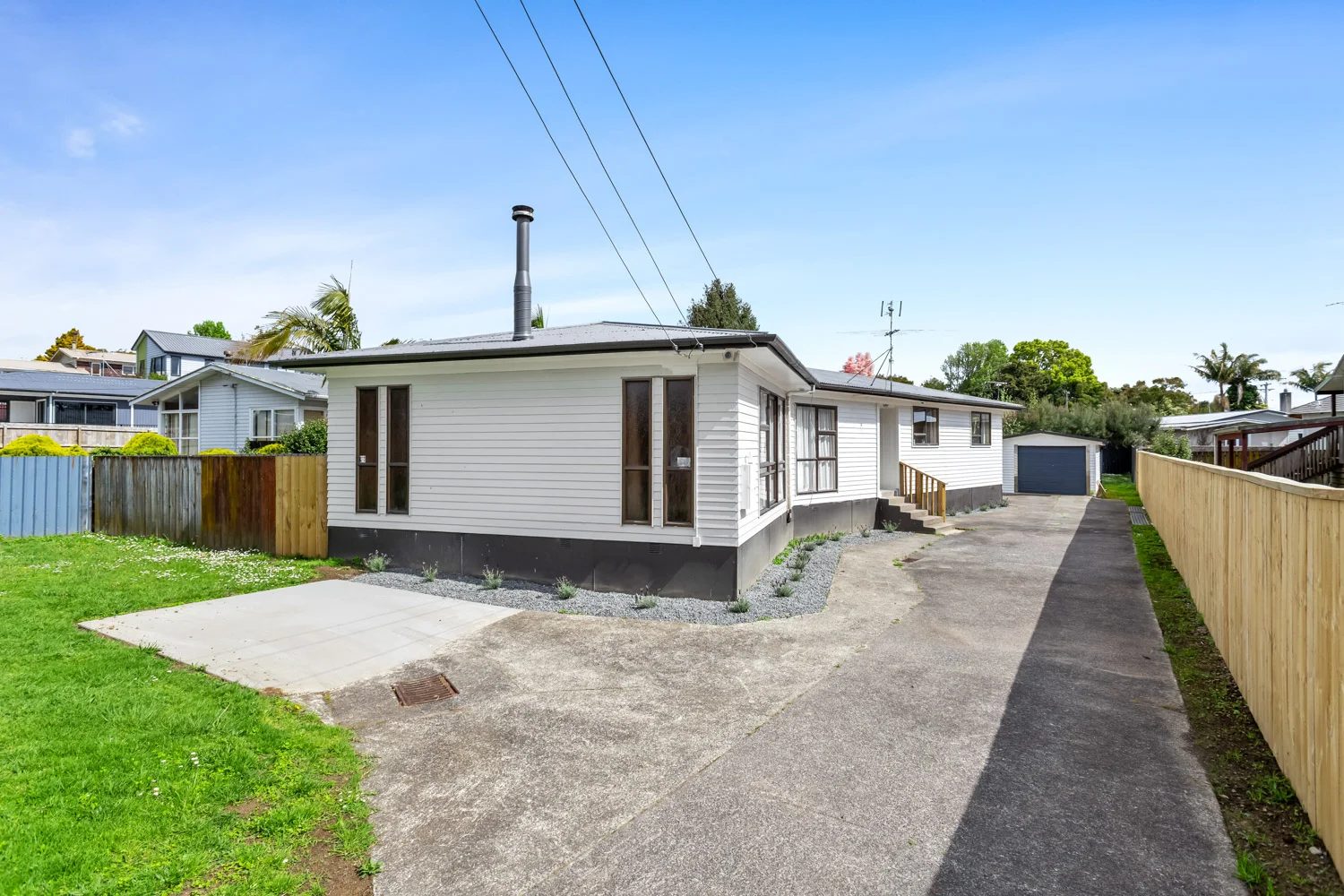 57 Weymouth Road, Manurewa, photo 1